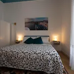 Resta Cu'mme Vomero Vendégház
