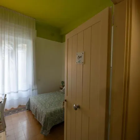 Resta Cu'mme Vomero Pensionat