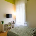 Resta Cu'mme Vomero