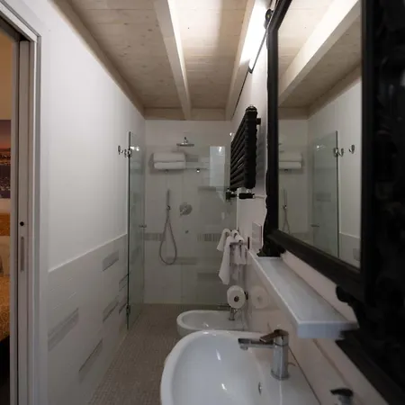 Resta Cu'mme Vomero Guest house Naples