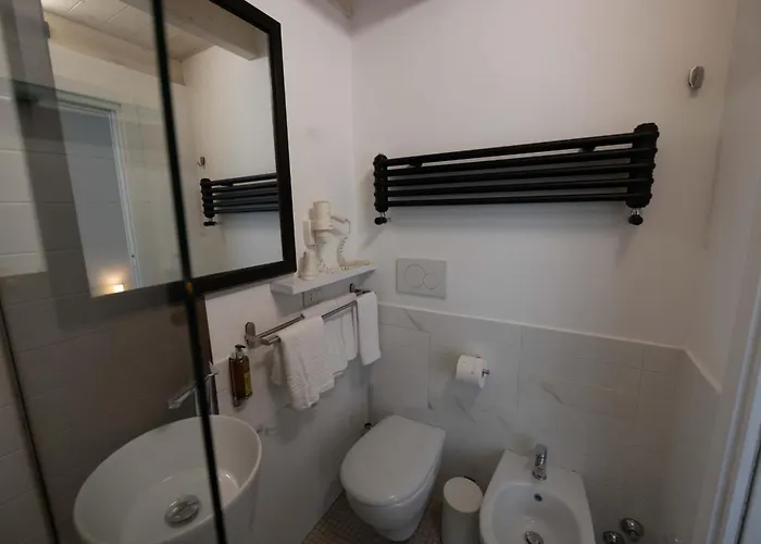 Resta Cu'mme Vomero 4*